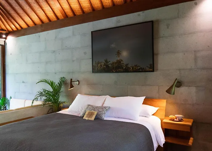 Sejati Boutique 4*